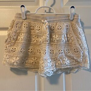 Solitaire Cream Crochet Lace Cotton Shorts